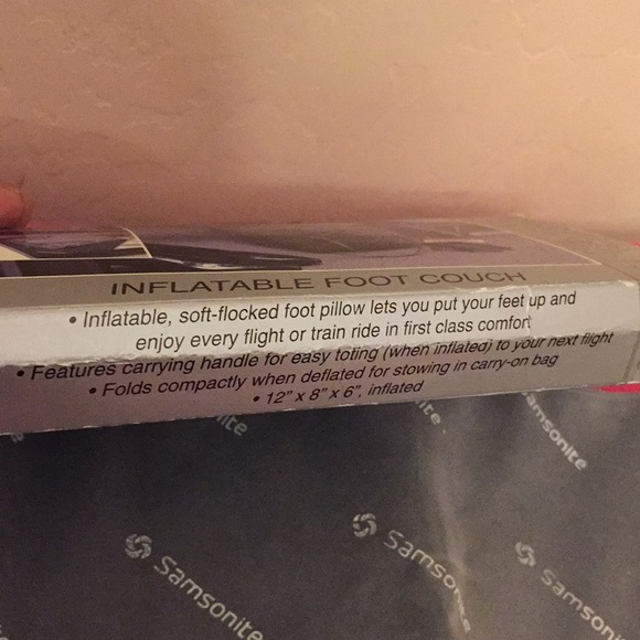 ✈️NEVER USED! Samsonite Inflatable Foot Couch✈️ - Picture 8 of 8